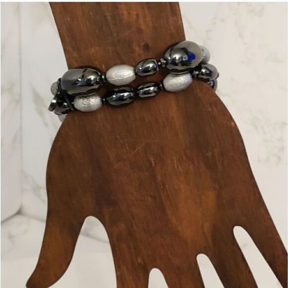 NAPIER Black & Silver Glass Bead Double Strand Stretch Bracelet - Picture 1 of 4